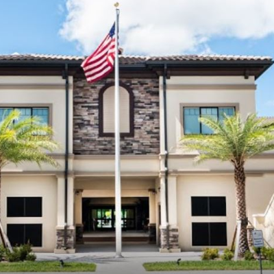 Discovery Villages at Naples, Naples FL, Senior Living Community Photo