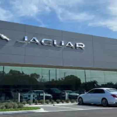 Jaguar, Fort Myers FL, Auto Dealership/Showroom Photo